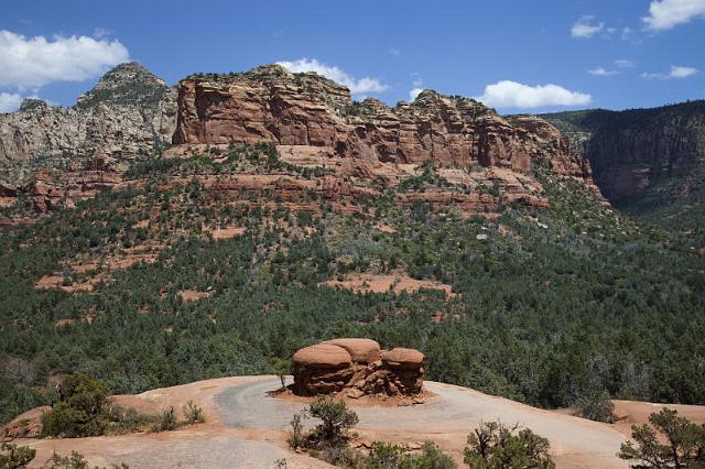 176 Sedona, Broken Arrow Trail, Burger Rock.jpg